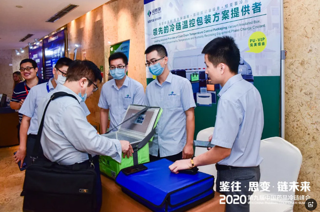 exciting moments at the exhibition 4