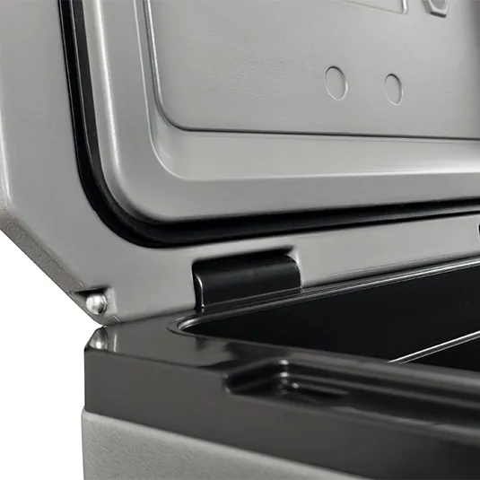 Vacuum Cooler Box Spv IB Series 24L